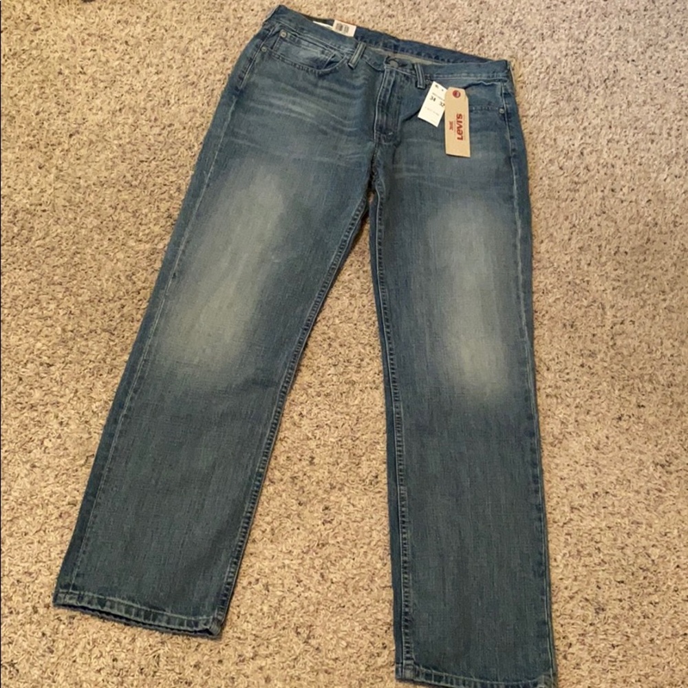Levi Straus & Co Straight Fit. 34x32.